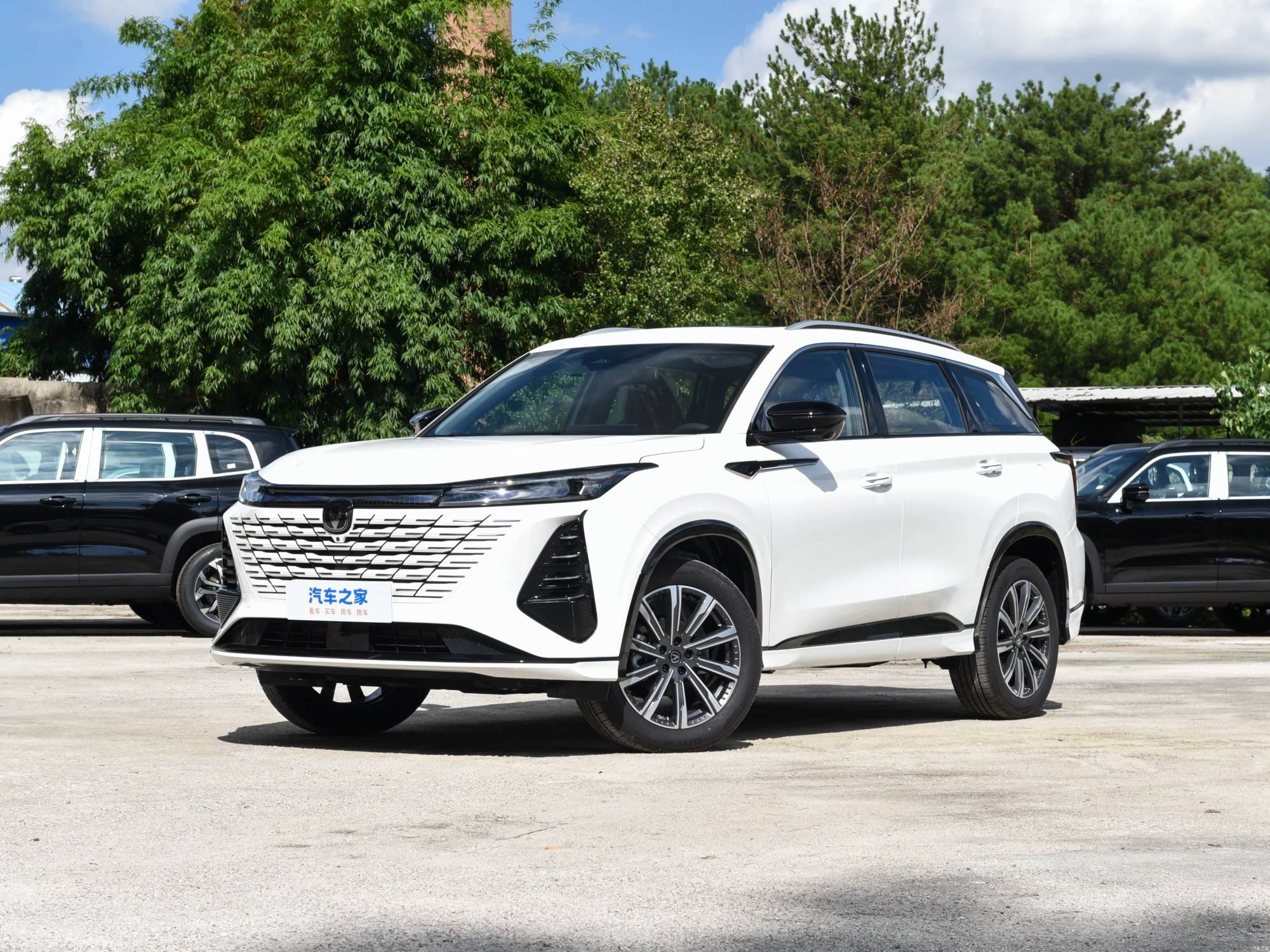 Changan CS75